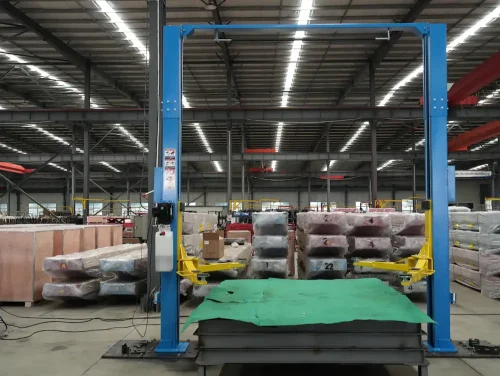 workshop of two post lift